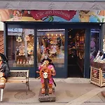 Rue Fesch - Vieille Ajaccio (Corsica)